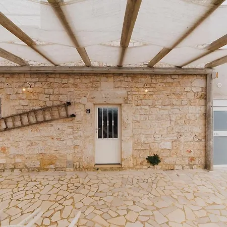 Tenuta 25 - Stone With Pool In Puglia Βίλα